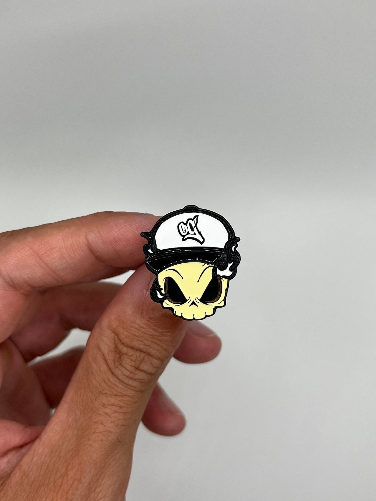 Pins Skull OG Black Flame