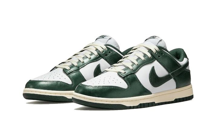 Nike Dunk Low Vintage Green (W)