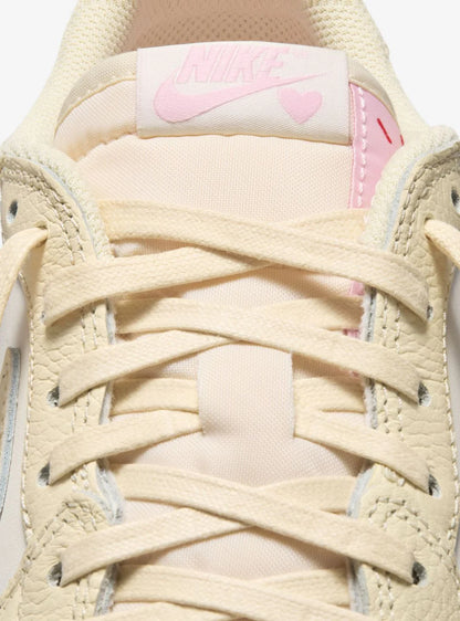 AIR JORDAN 1 LOW X TRAVIS SCOTT “SHY PINK”