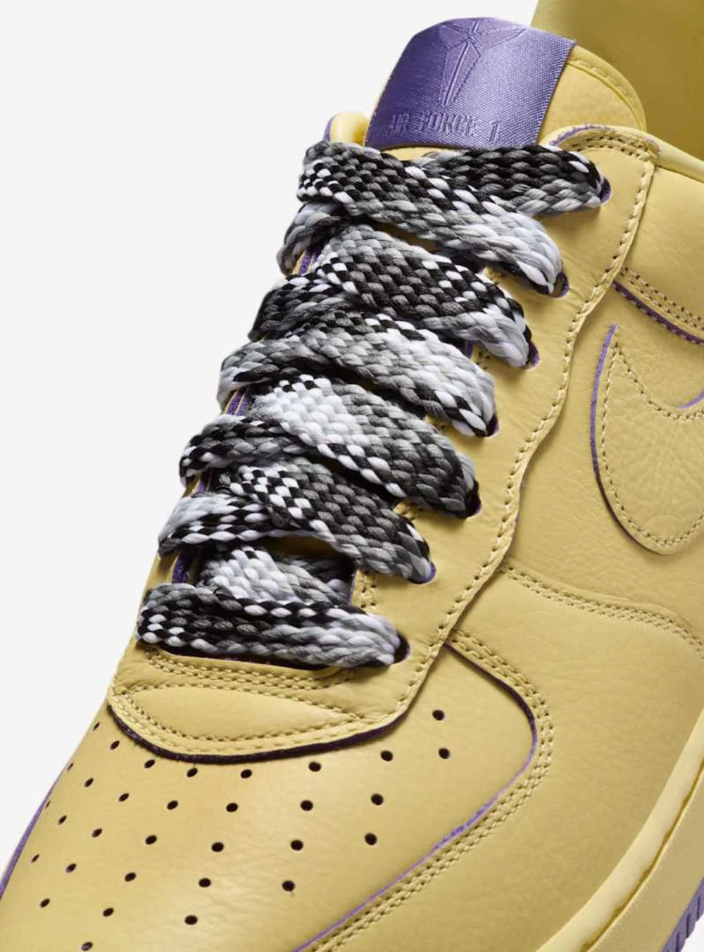 NIKE AIR FORCE 1 LOW PROTRO KOBE BRYANT MAMBA MENTALITY