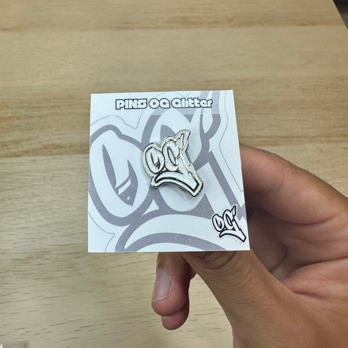 Pins OG Silver White Glitter
