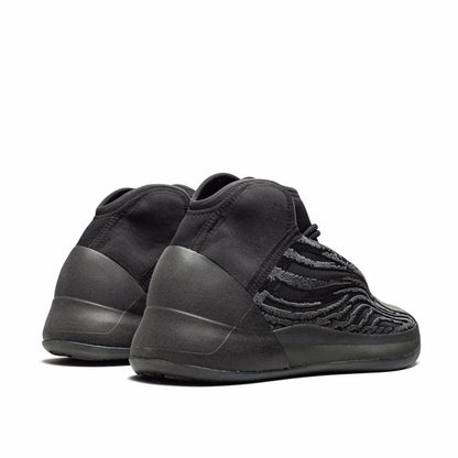 Adidas Yeezy QNTM BSKTBL Onyx