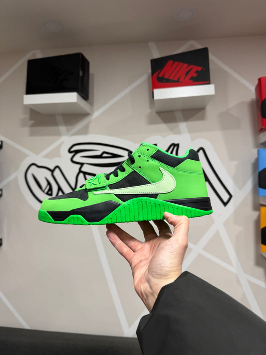 AIR JORDAN JUMPMAN JACK TR TRAVIS SCOTT GREEN SPARK