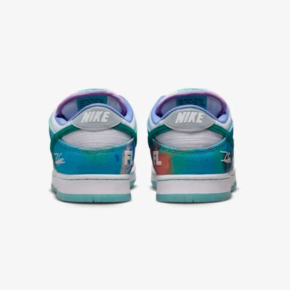 Nike SB Dunk Low SB x Futura Laboratories