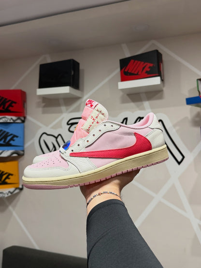 AIR JORDAN 1 LOW X TRAVIS SCOTT “TROPICAL PINK”