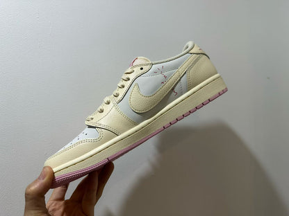AIR JORDAN 1 LOW X TRAVIS SCOTT “SHY PINK”