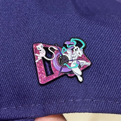 PINS Mew & MewTwo Miraculous Duo
