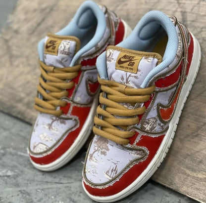 Nike SB Dunk Low “Toile” Paris City of Style