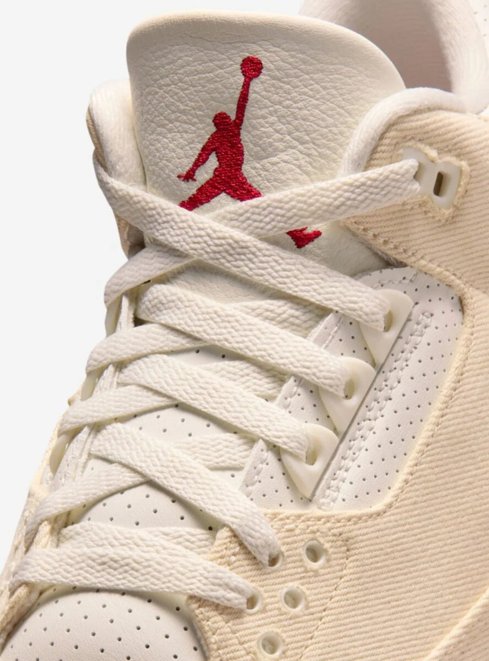 AIR JORDAN 3 RETRO LEVI’S LUNAR NEW YEAR