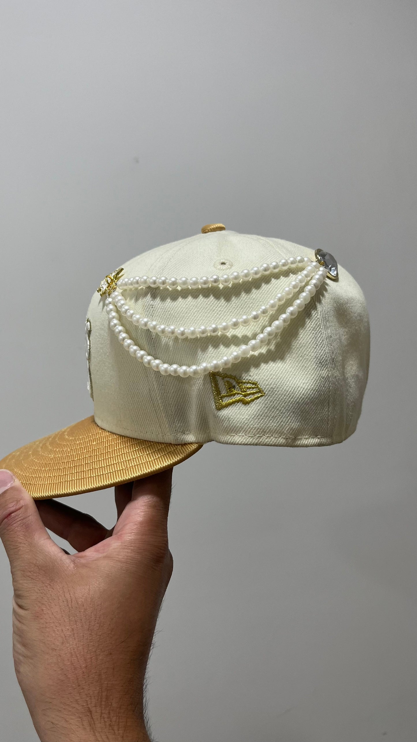 Chain White Pearls Gold
