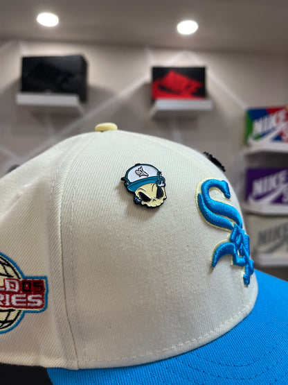 Pins Skull OG Light Blue Flame