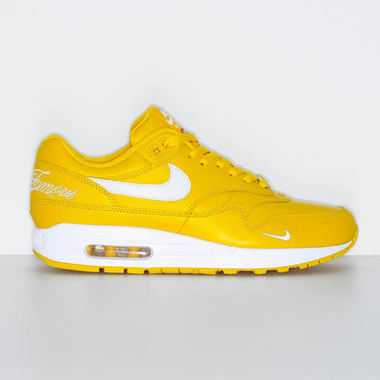 Nike Air Max 1 x Supreme