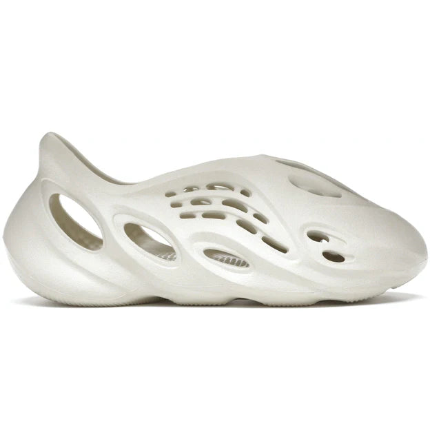 Adidas Yeezy Foam RNNR Sand