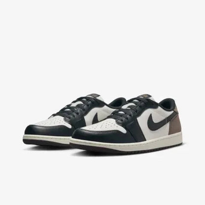 Jordan 1 Low OG Mocha