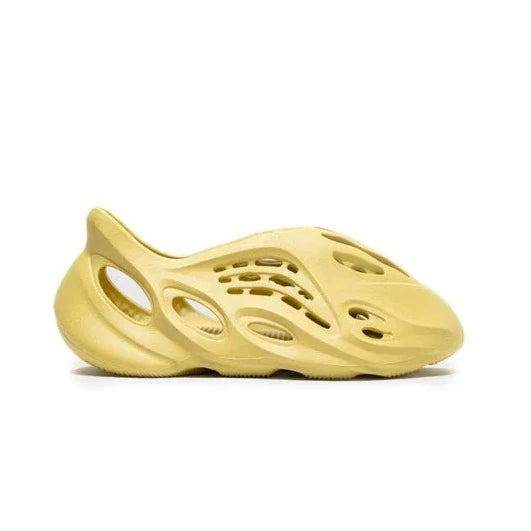 Adidas Yeezy Foam RNNR Sulfur