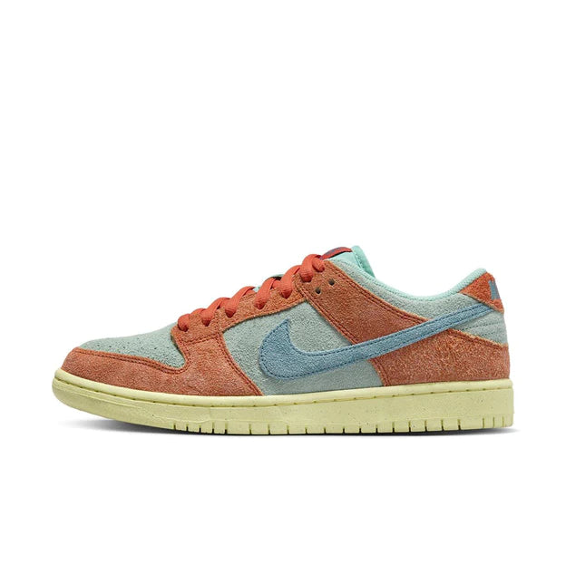 Nike SB Dunk Low Orange Emerald Rise
